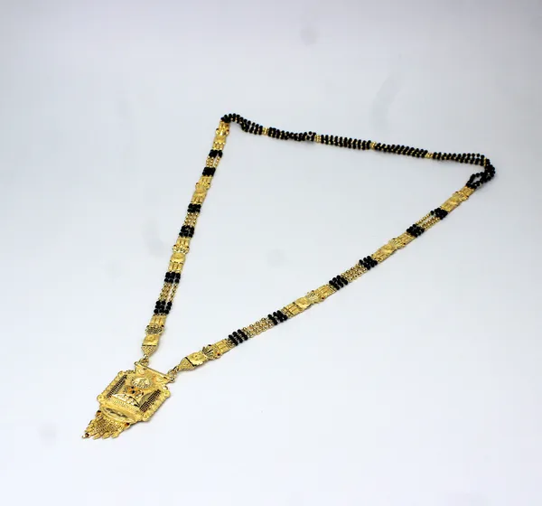 Long_Mangalsutra_PB4_LM03