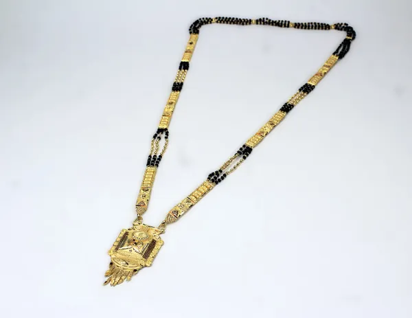 Long_Mangalsutra_PB4_LM03
