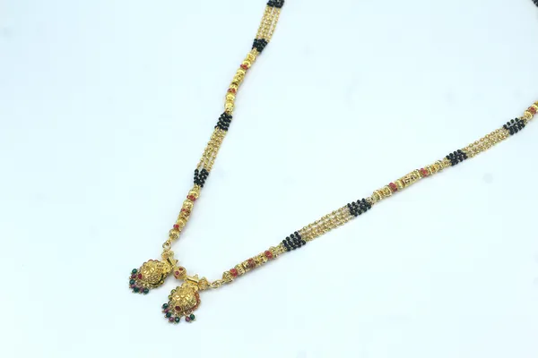 Long_Wati_Mangalsutra_PB5_LM012