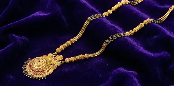 Long_Mangalsutra_PB5_LM11