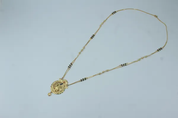 Long_Mangalsutra_PB5_LM03