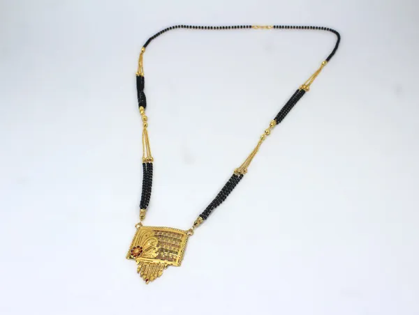 Long_Mangalsutra_PB4_LM08