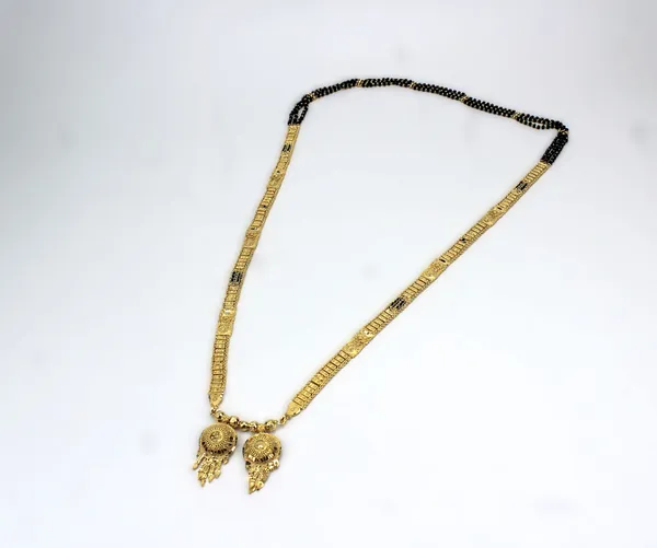 Long_Wati_Mangalsutra_PB4_LMW028