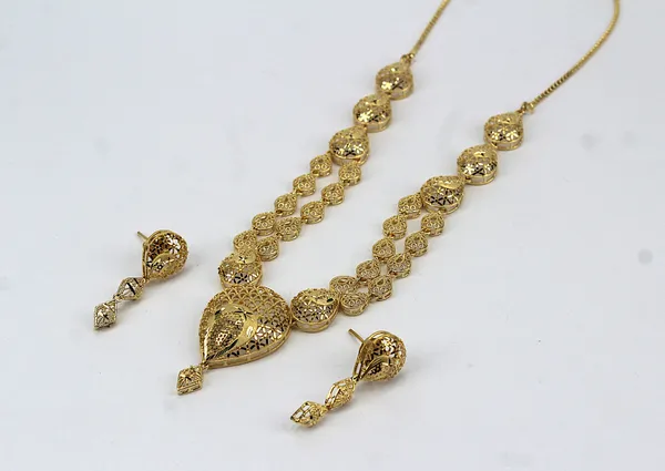 Gold_Plated_Necklace_Set_PB4_SNS1650004