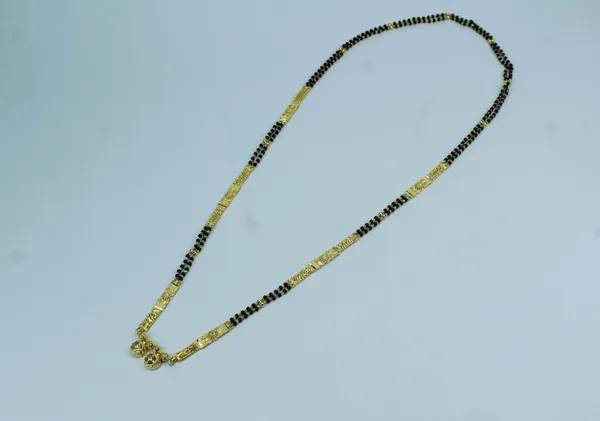 Long_Mangalsutra_(PB3_LM29)_
