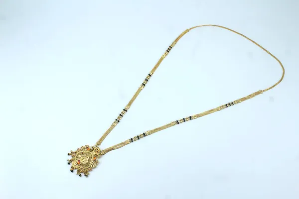 Long_Mangalsutra_PB5_LM05