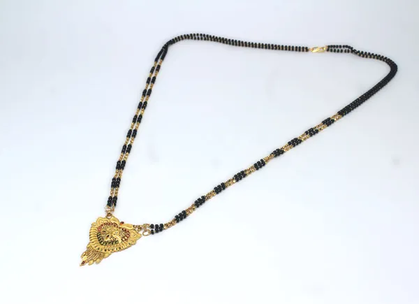Long_Mangalsutra_PB4_LM04