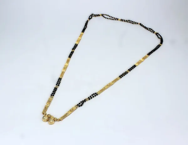 Long_Mangalsutra_(PB3_LM38)