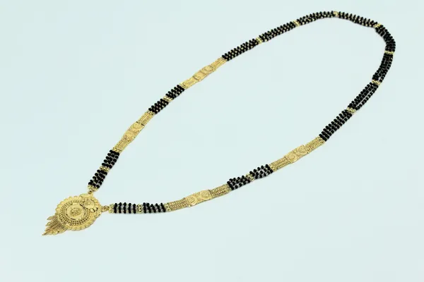 Long_Mangalsutra_(BX2_LM9.1)