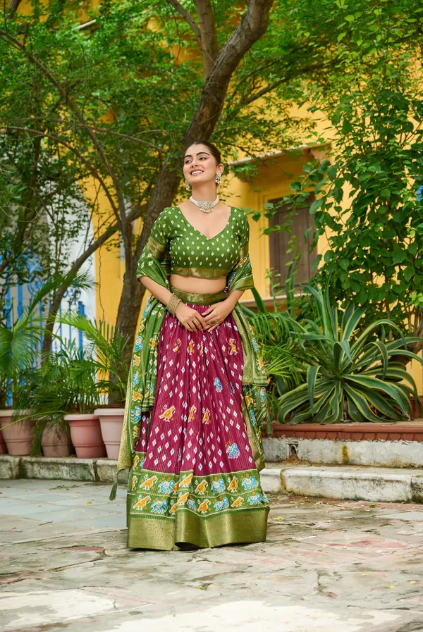 Green_Heavy_Lichi_Fabric_With_Jacquard_Border_Lehenga_Choli_For_Women