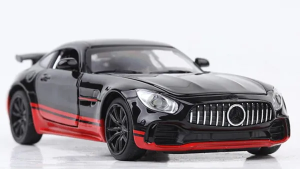 Red_1:32_Scale_Die-Cast_Bugatti_Divo_Pull_Back_Car_Toy_Light_Sound_Open_Doors_For_Kids