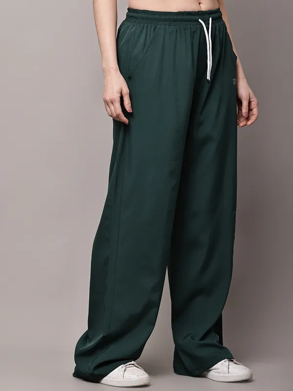 Green_NS_Lycra_Line_Track_Pant_For_Women