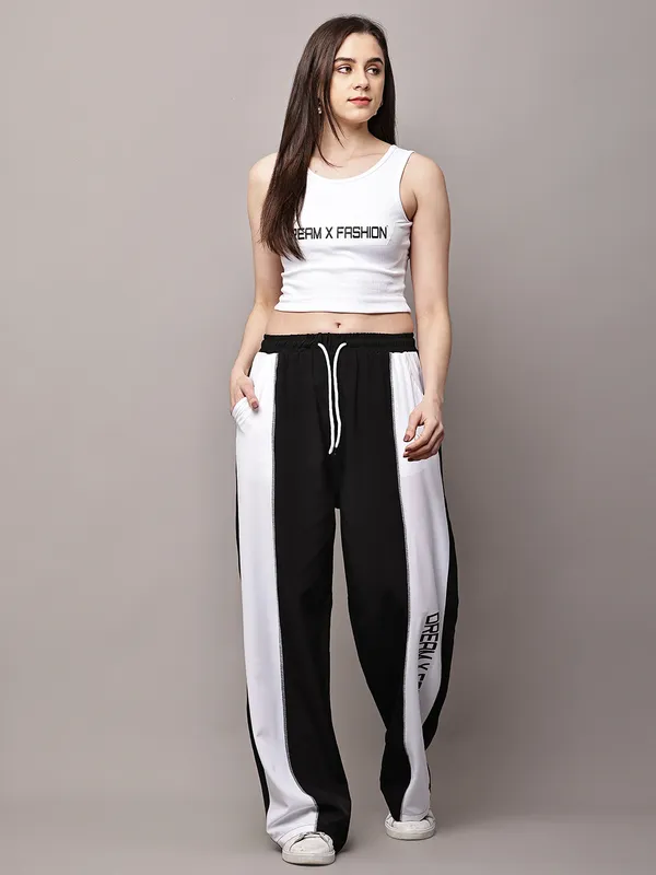 Black_NS_Lycra_Line_Track_Pant_For_Women