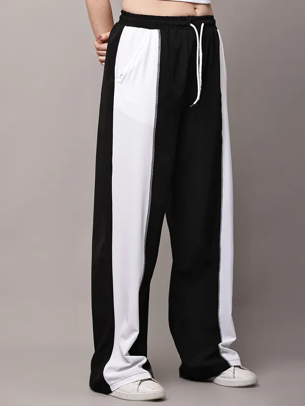 Black_NS_Lycra_Line_Track_Pant_For_Women