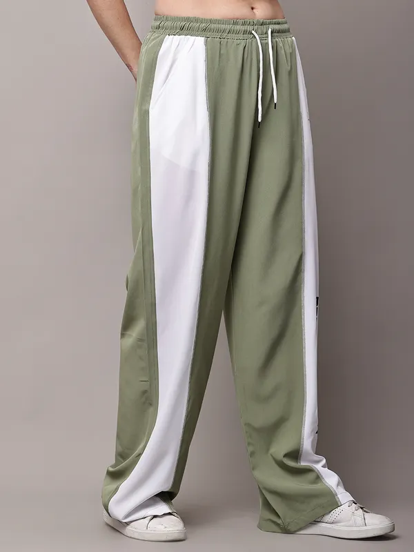 Olive_NS_Lycra_Line_Track_Pant_For_Women