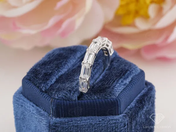 Emerald_5_Stone_Ring_For_Women_|_925_Sterling_Silver_|_Moissanite_Stone