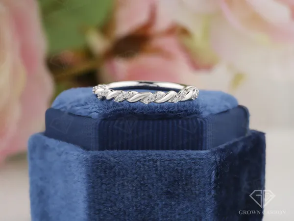 Swirl_Infinity_Ring_For_Women_|_925_Sterling_Silver_|_Moissanite_Stone
