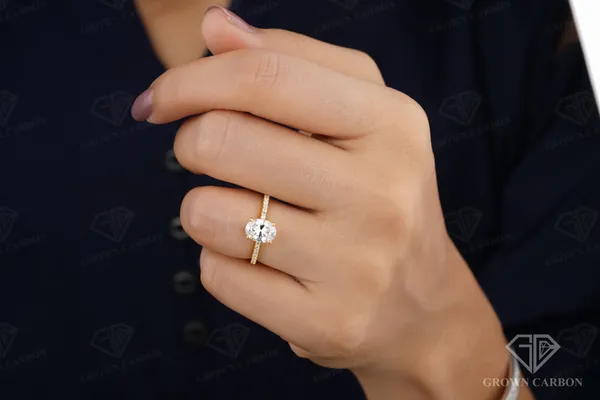 Oval_Solitaire_Accent_Ring_For_Women_|_925_Sterling_Silver_|_Moissanite_Stone