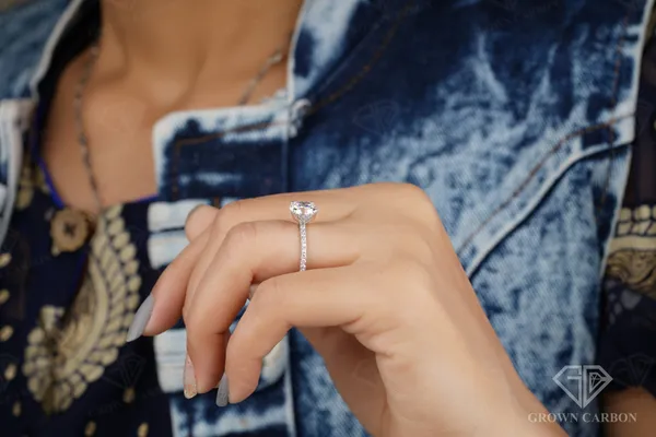 Round_Bridal_Ring_For_Women_|_925_Sterling_Silver_|_Moissanite_Stone