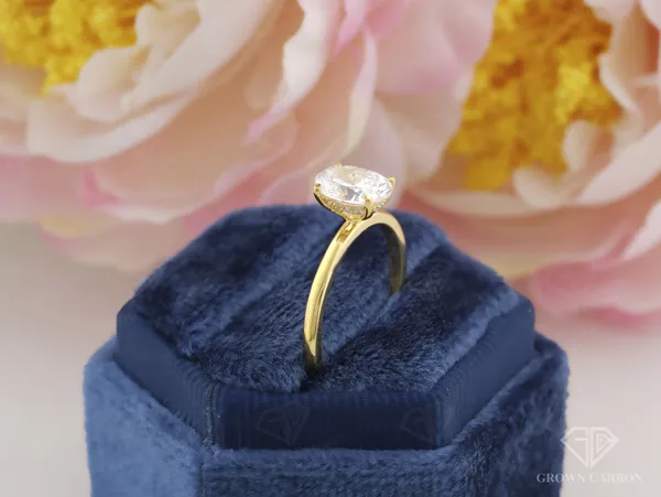 2Ct_Oval_Moissanite_Ring_For_Women_|_925_Sterling_Silver_|_Moissanite_Stone