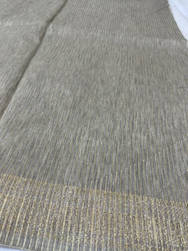 Grey_Soft_Tissue_Silk_Premium_&_Elegant_Saree_With_Unstitched_Blouse_For_Women