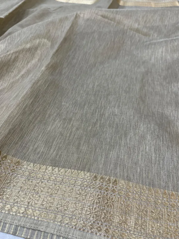Grey_Soft_Tissue_Silk_Premium_&_Elegant_Saree_With_Unstitched_Blouse_For_Women