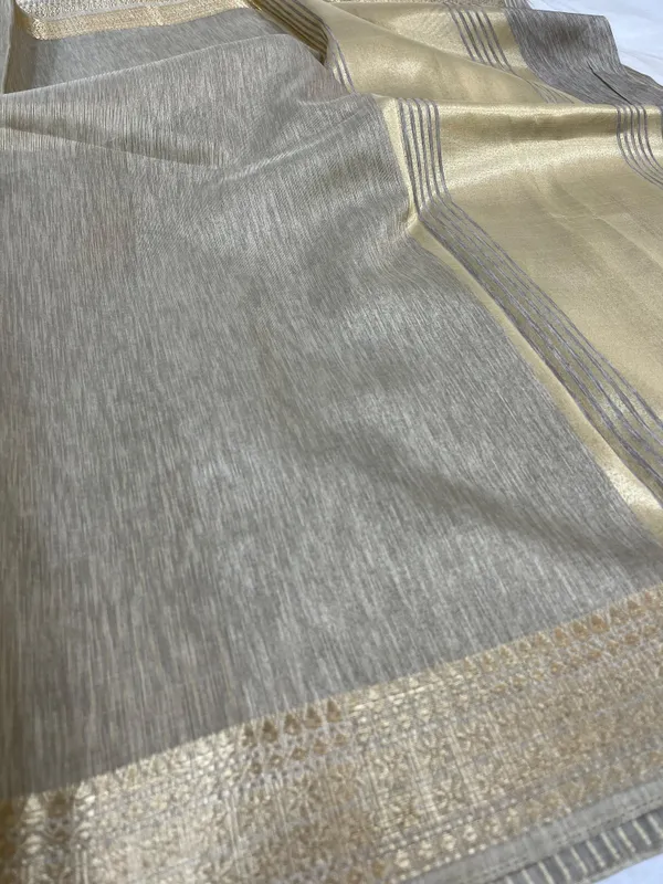 Grey_Soft_Tissue_Silk_Premium_&_Elegant_Saree_With_Unstitched_Blouse_For_Women