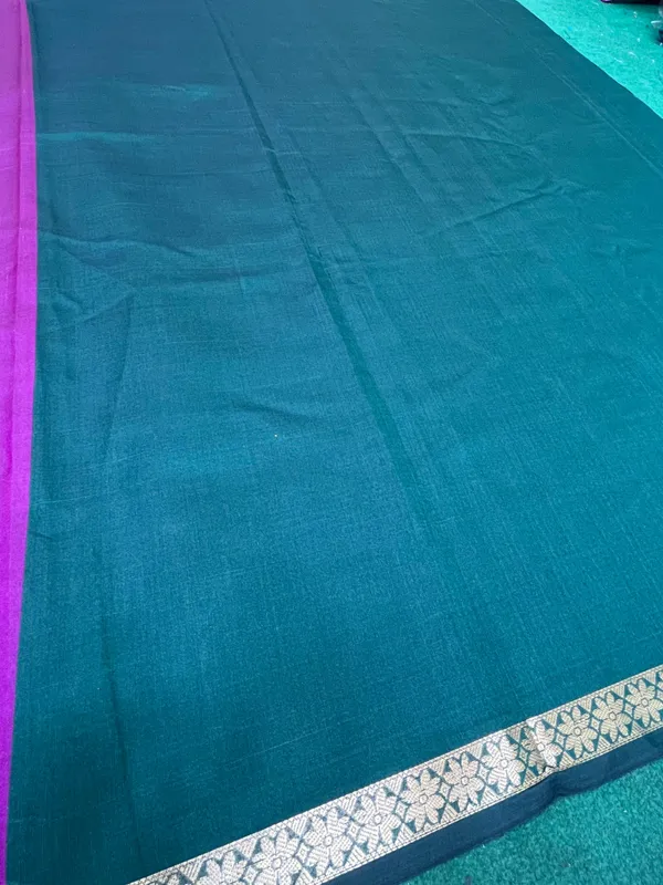 Magenta_And_Green_Banarasi_Cotton_Silk_Premium_&_Elegant_Saree_With_Unstitched_Blouse_For_Women