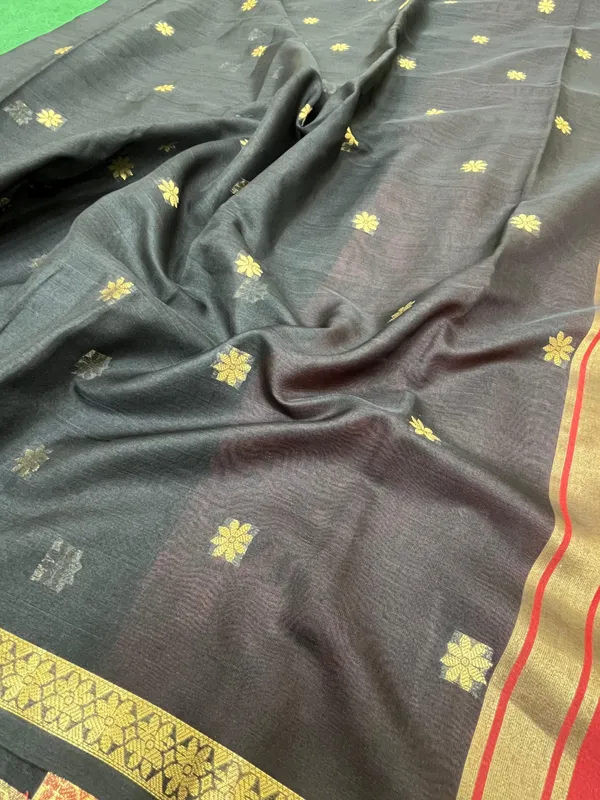 Black_And_Maroon_Banarasi_Cotton_Silk_Premium_&_Elegant_Zari_Weaving_Saree_With_Unstitched_Blouse_For_Women