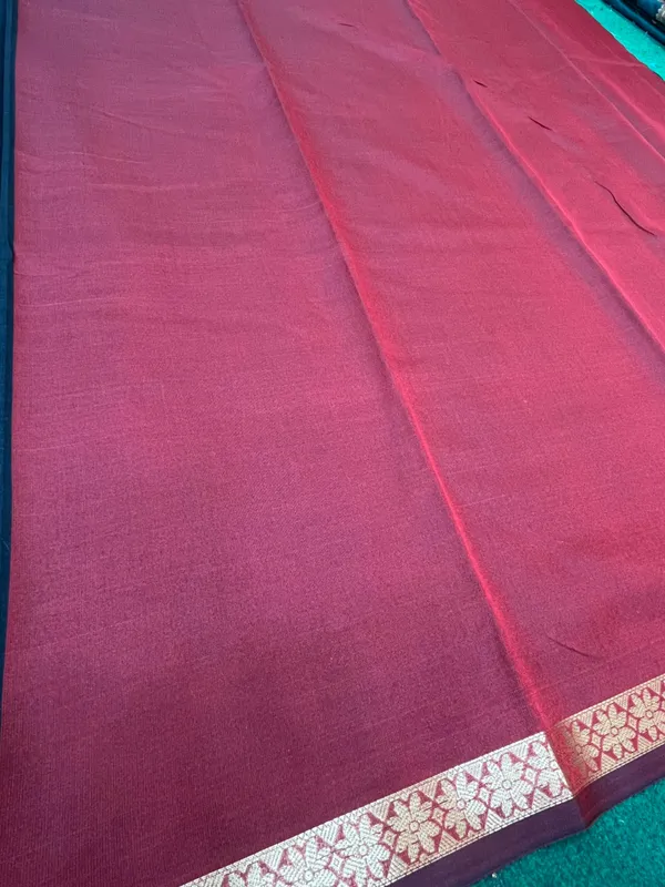 Black_And_Maroon_Banarasi_Cotton_Silk_Premium_&_Elegant_Zari_Weaving_Saree_With_Unstitched_Blouse_For_Women
