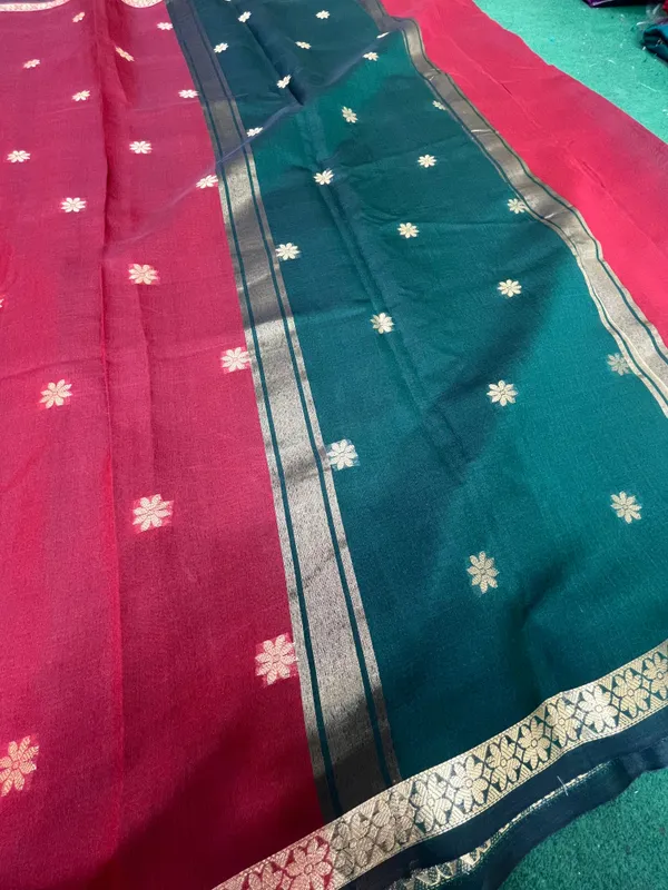 Maroon_And_Green_Banarasi_Cotton_Silk_Premium_&_Elegant_Zari_Weaving_Saree_With_Unstitched_Blouse_For_Women