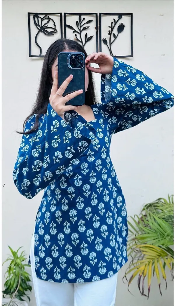 Blue_Pure_Cotton_Floral_Print_Short_Kurti_|_For_Women