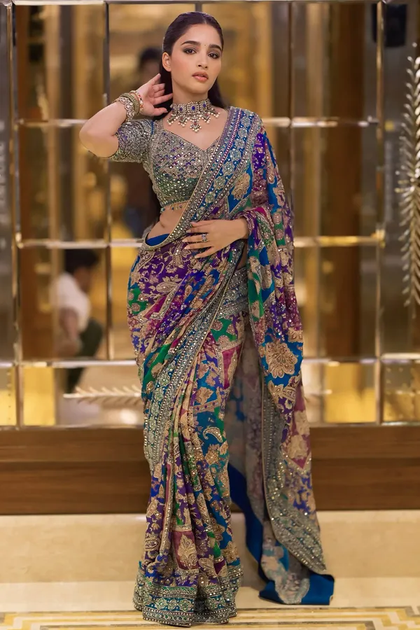 White_&_Red_Zari_Woven_Kanchipuram_Tissue_Saree_with_Parrot_Motifs