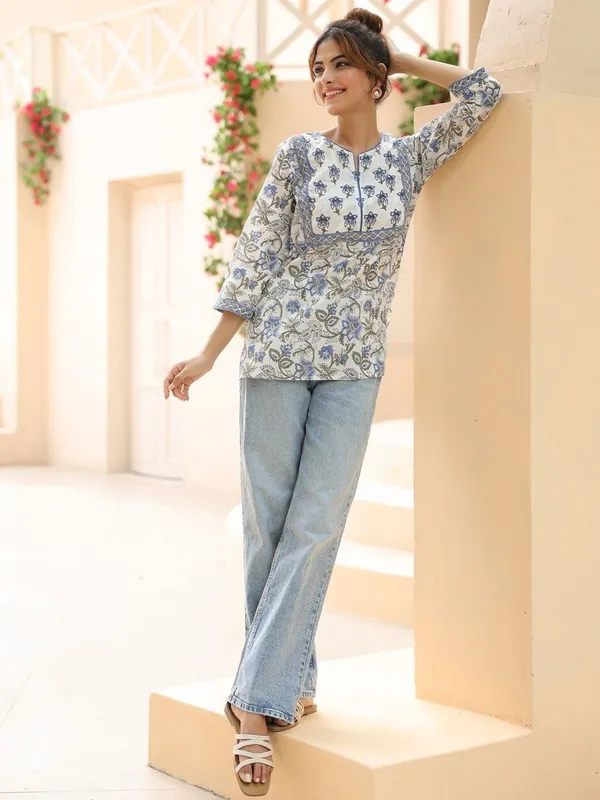 White_Viscose_Rayon_Printed_Short_Kurti_|_For_Women