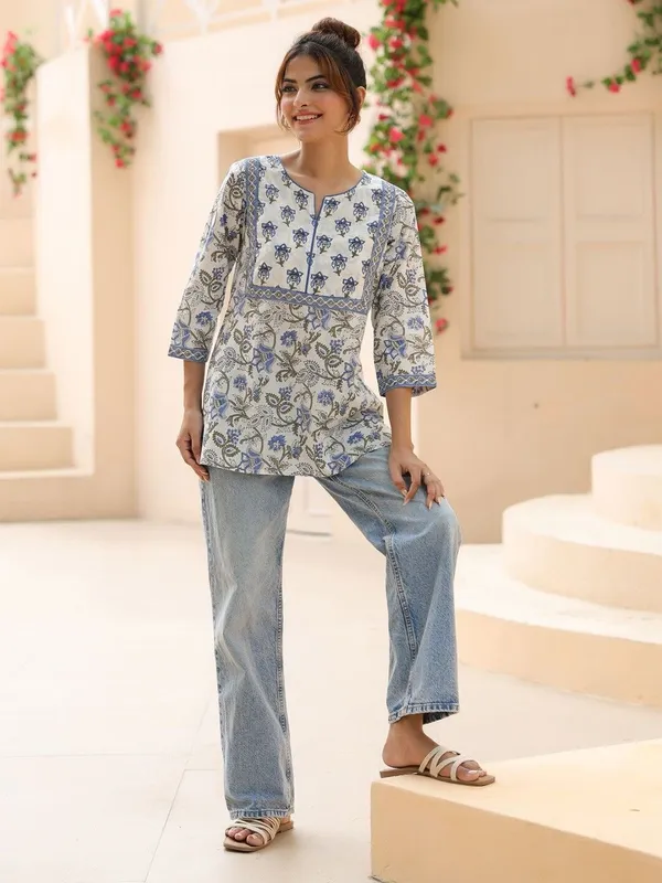 White_Viscose_Rayon_Printed_Short_Kurti_|_For_Women