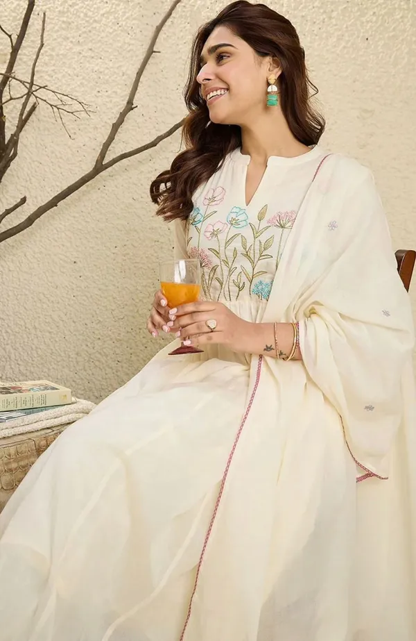 White_Pure_Cotton_Kurta_with_Pant_&_Dupatta_Set_|_For_Women