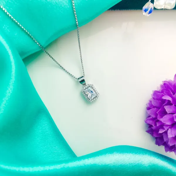 Silver_Elegant_Emerald-Cut_Crystal_Pendant_Necklace_With_Halo_Setting