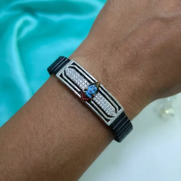 Black_And_Silver_Elegant_Rubber_Strap_Bracelet_With_Crystal_Skull_Embellishment_And_Silver_Detailing