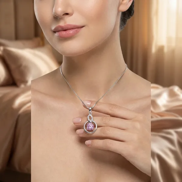 Pink_And_White_Elegant_Pink_Crystal_Circle_Pendant_Necklace