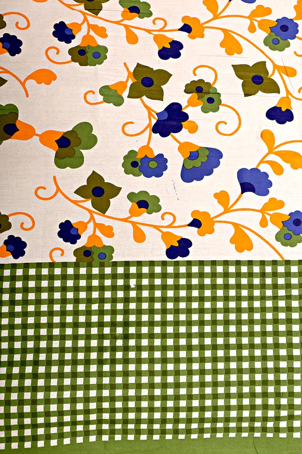 Green__Cotton_Bedsheet_&_Pillow_Cover_Set_(TC-220)