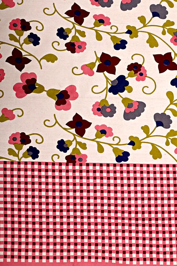 Red_Cotton_Bedsheet_&_Pillow_Cover_Set_(TC-220)