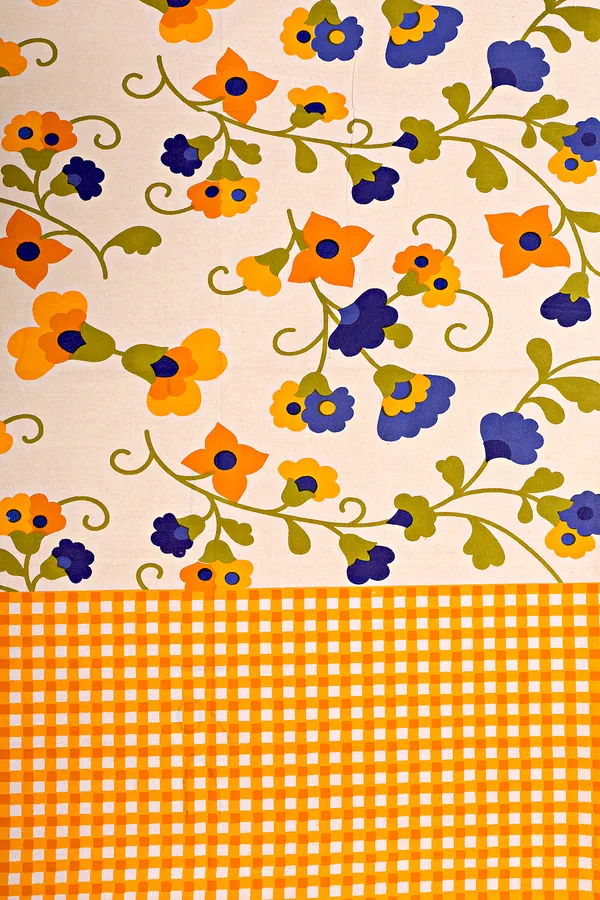 Yellow_Cotton_Bedsheet_&_Pillow_Cover_Set_(TC-220)