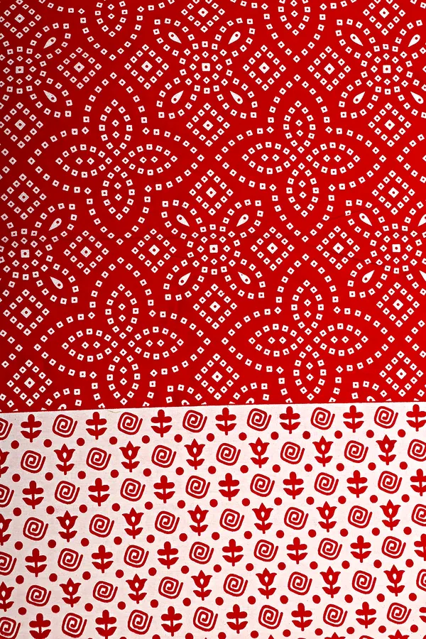 Red_Cotton_Bedsheet_&_Pillow_Cover_Set_(TC-220)