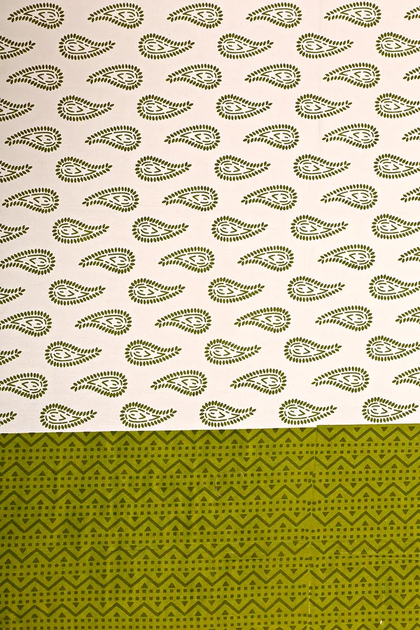 Premium_Cotton_Bedsheet,_Green_(TC-220)
