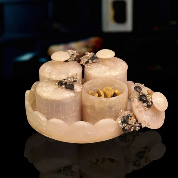 Cream_Resin_Tray_And_Jar_Set