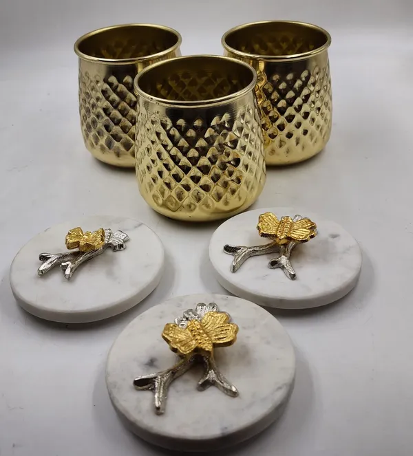 Gold_And_White_Marble_Top_Gold_Jar