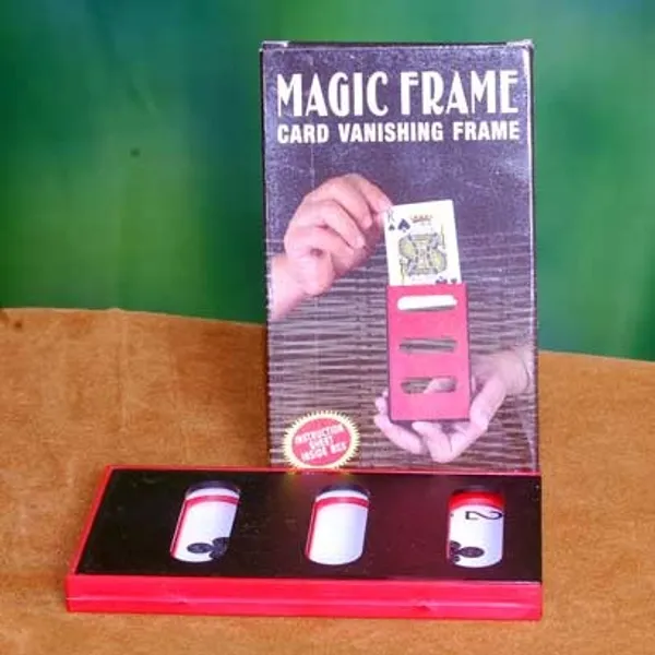 Card_Vanishing_Frame