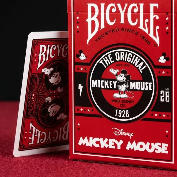 Bicycle_Disney_Mickey_Mouse_Classic_Edition_Deck