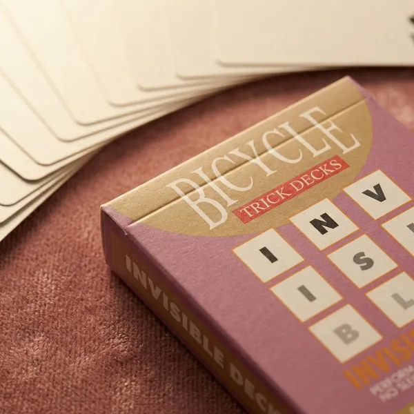 Bicycle_Invisible_Trick_Deck_Red
