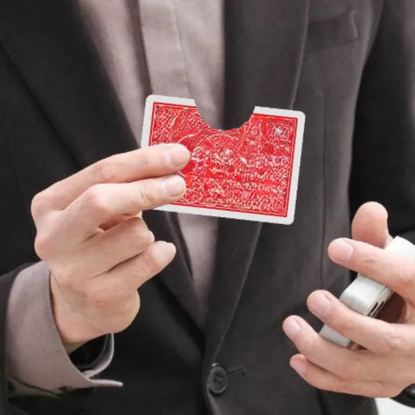 Bite_Out_Card_Trick_Red